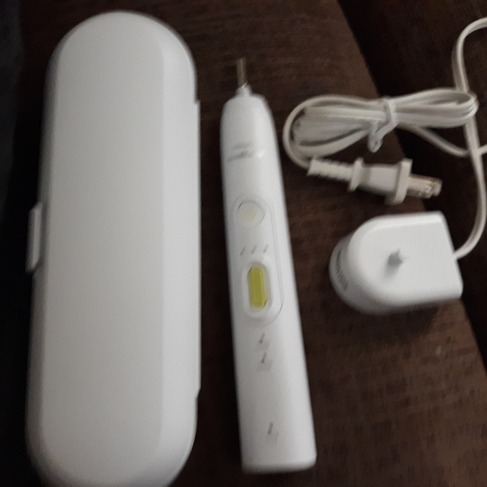 Sonicare healthy white